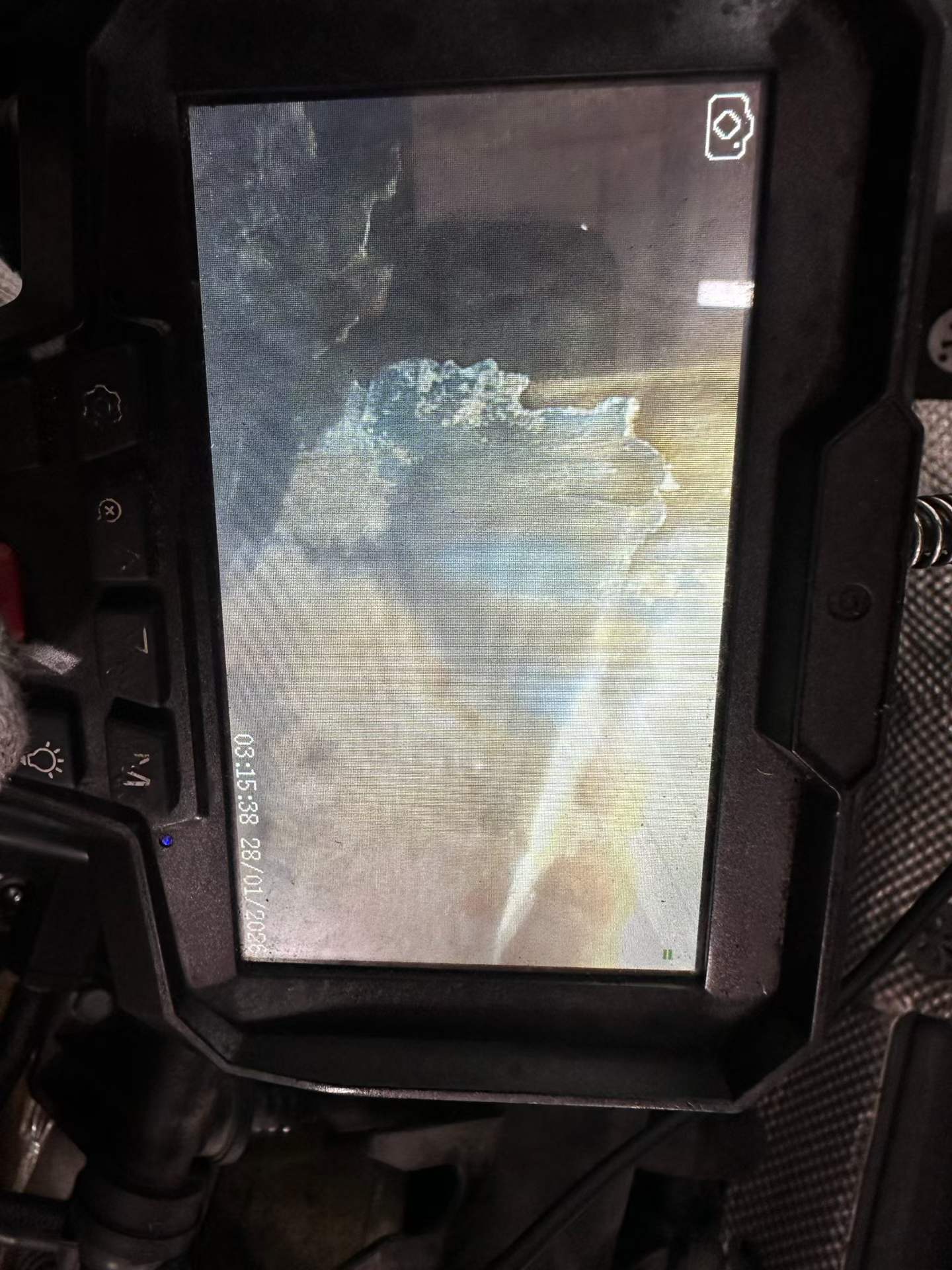 烧机油千万别硬扛：拖久了磨凸轮轴、大修成本直接翻倍